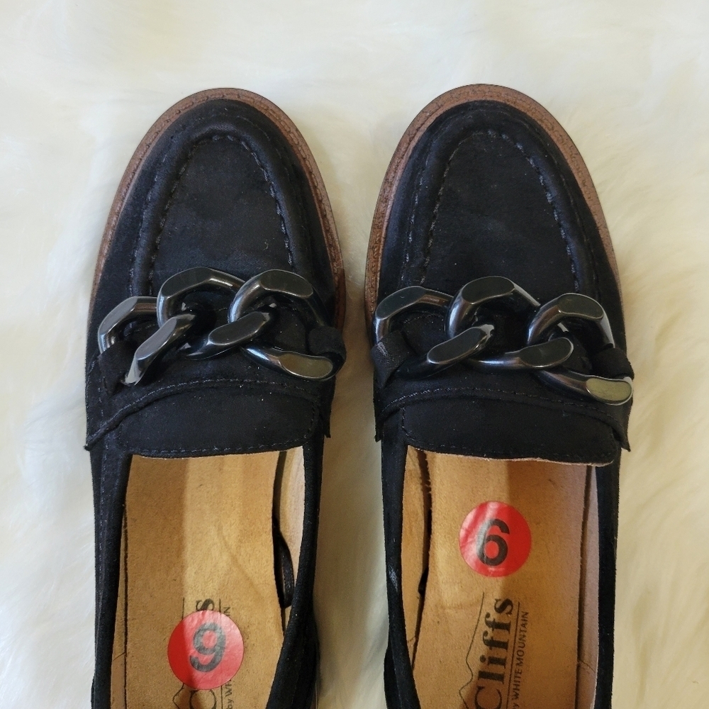 Cliffs by White Mountain Black Chain Loafers - Picture 8 of 8